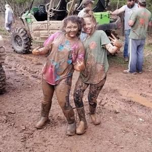 Meet your Posher, Chloe